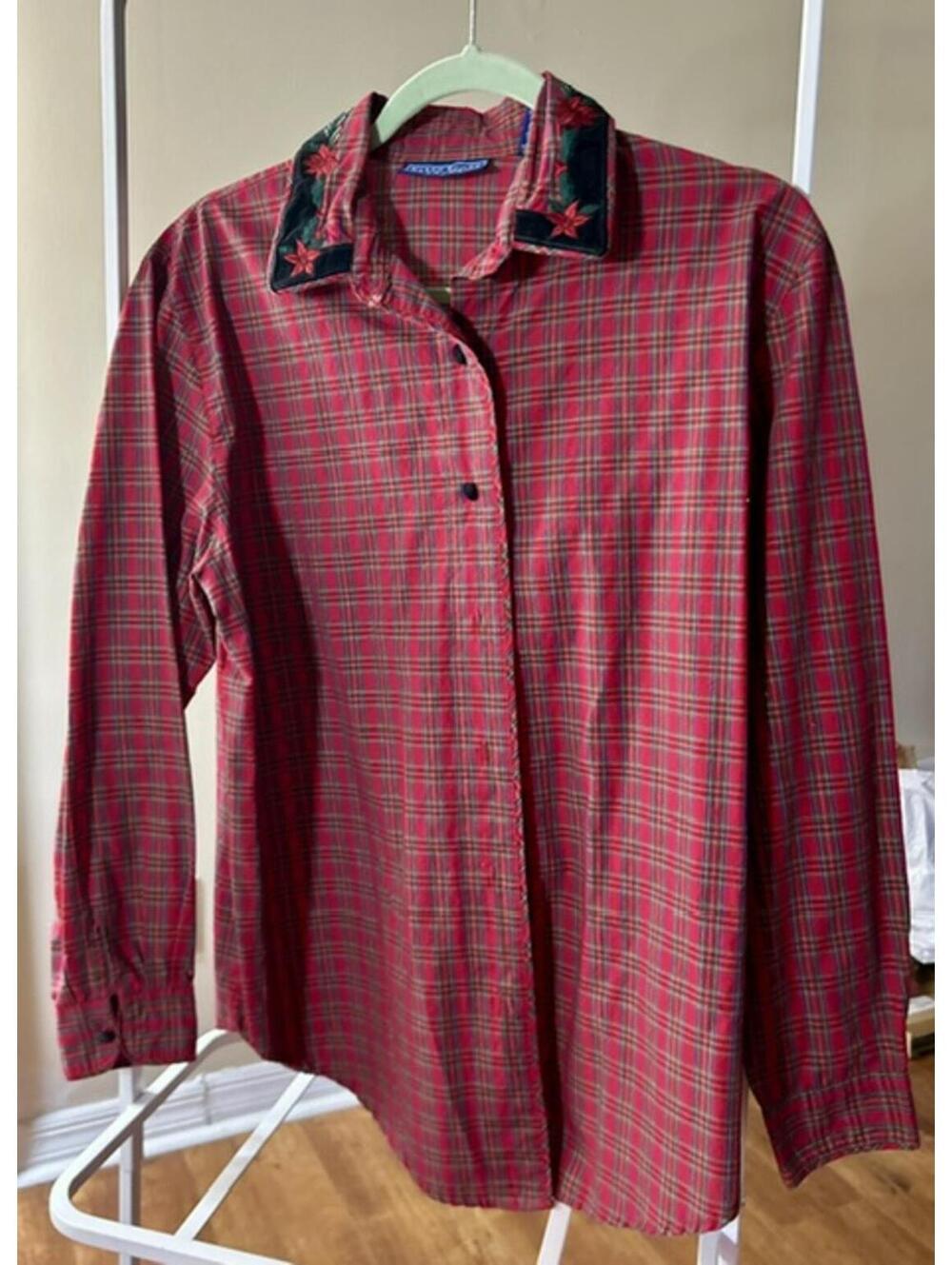 Karen Scott Petites Red Plaid Christmas Button-Up Shirt Embroidered Collar Sz PM
